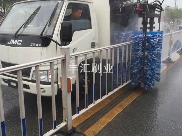 護(hù)欄刷